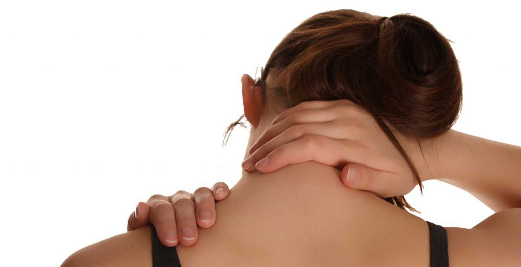 pain holding neck and shoulder