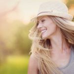 spring woman smiling with hat